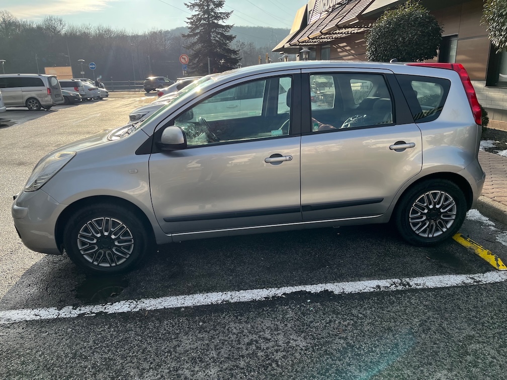 Nissan Note 1.6 81kW Benzín Manuál - 4