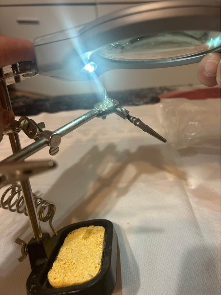 Spájkovacia pomôcka "tretia ruka" - 4