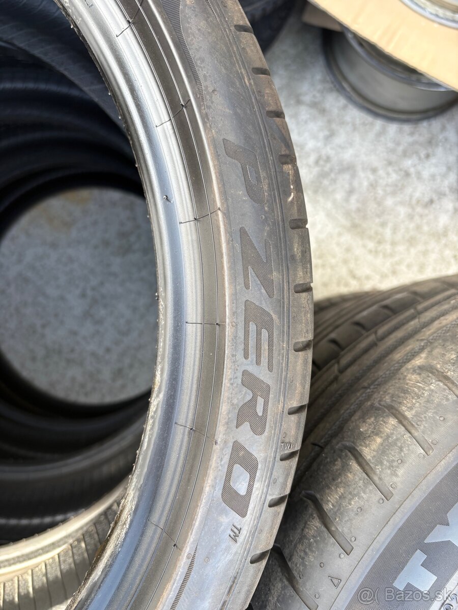 Pirelli PZero - 245/35 r20 - 4