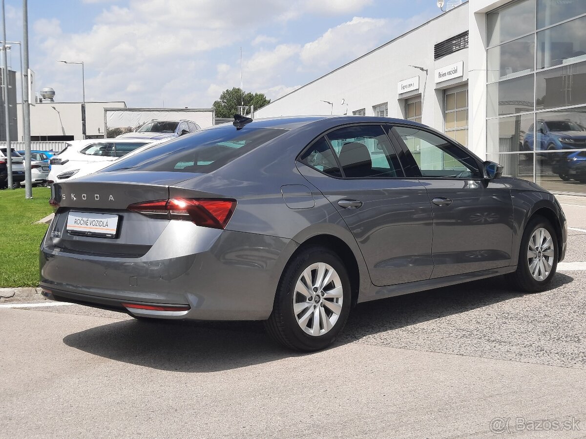 Škoda Octavia Essence 1.5 TSI 110kW 7AP e-Tec - 4