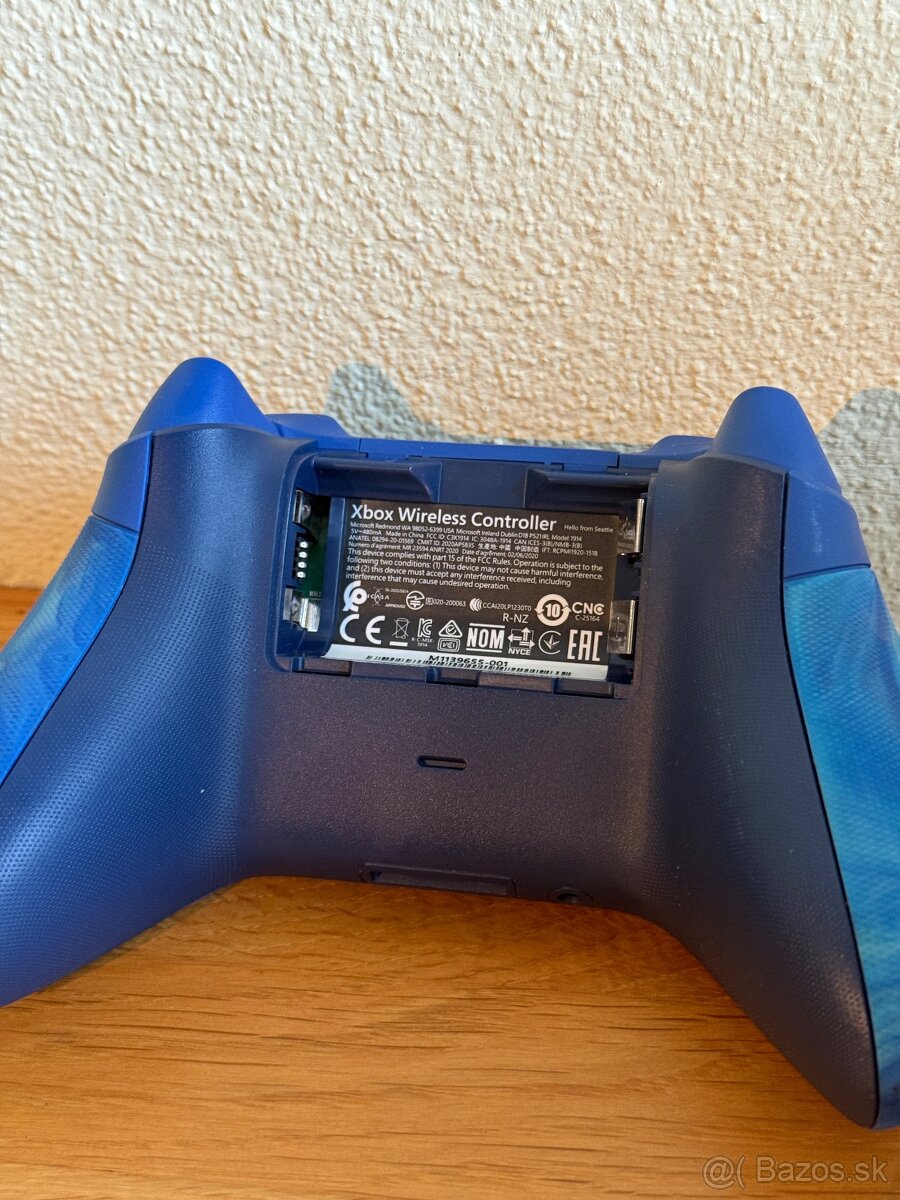 Xbox Series ovládač Aqua shift - 4