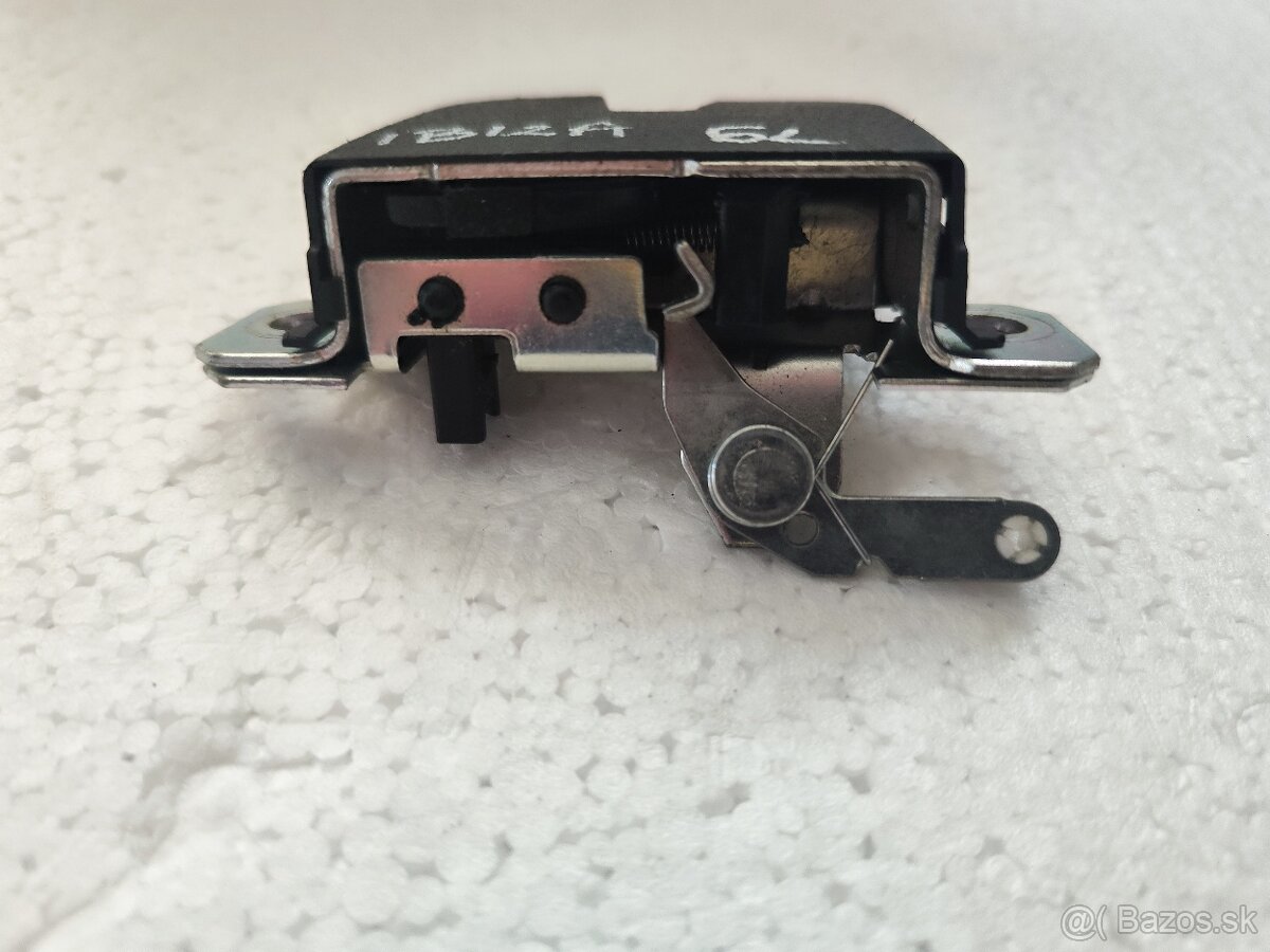 SEAT Cordoba/Ibiza 6L – zámok kufra (západka veka) 6L6827505 - 4