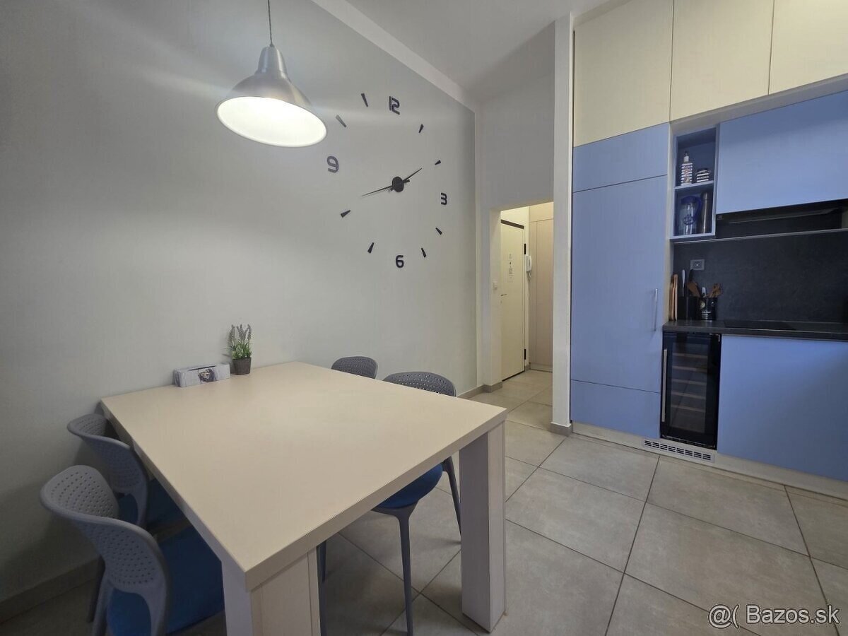 Apartmán v Chorvátsku pri Splite 100 metrov od mora. - 4