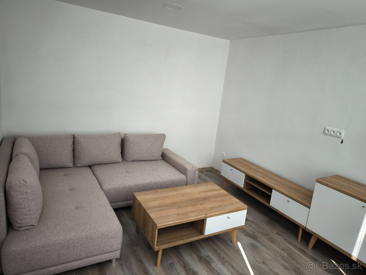 Prenájom 2-izb. bytu/ 600€ s energiami - 4