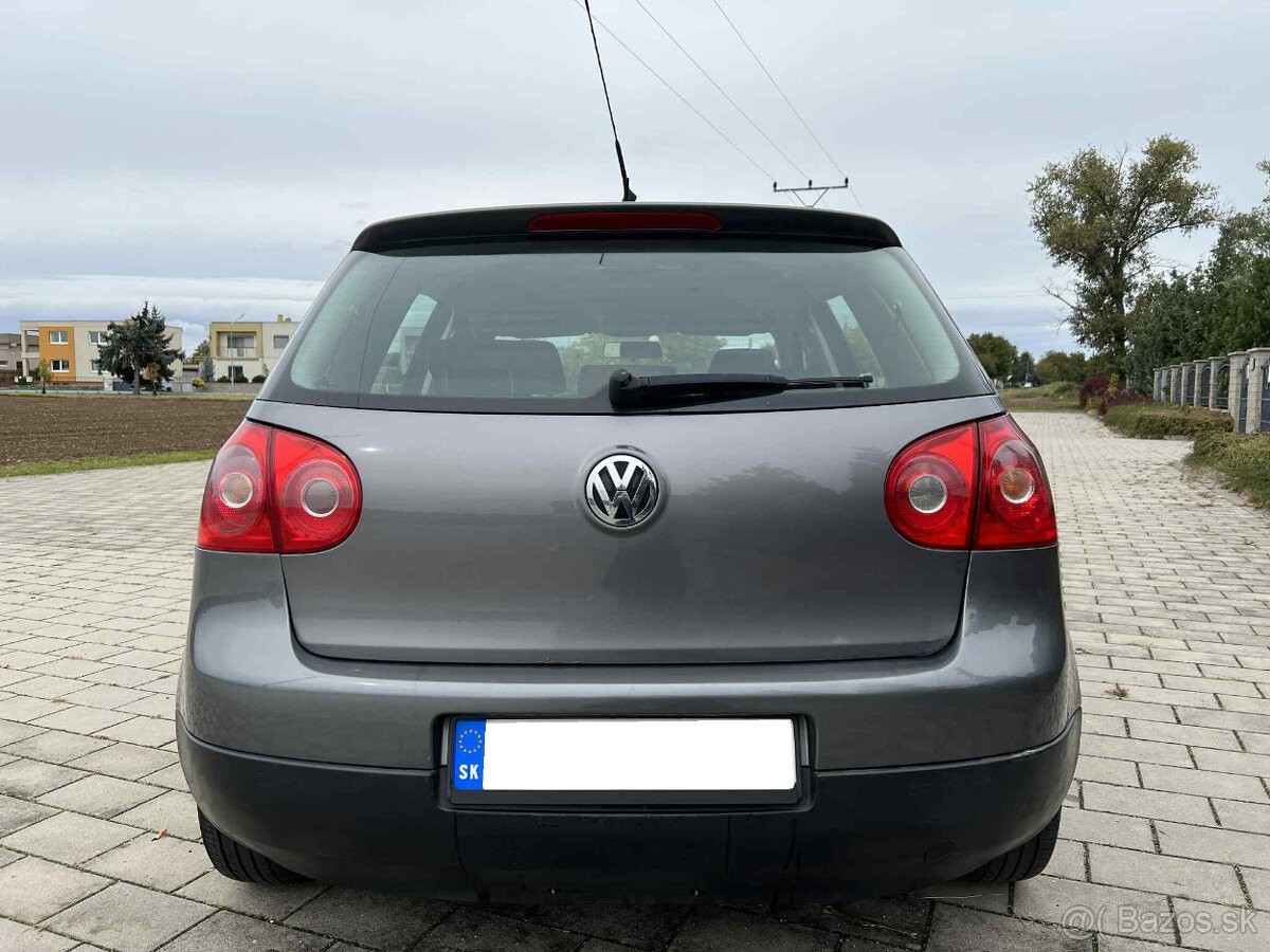Volksvagen Golf 5 - 4
