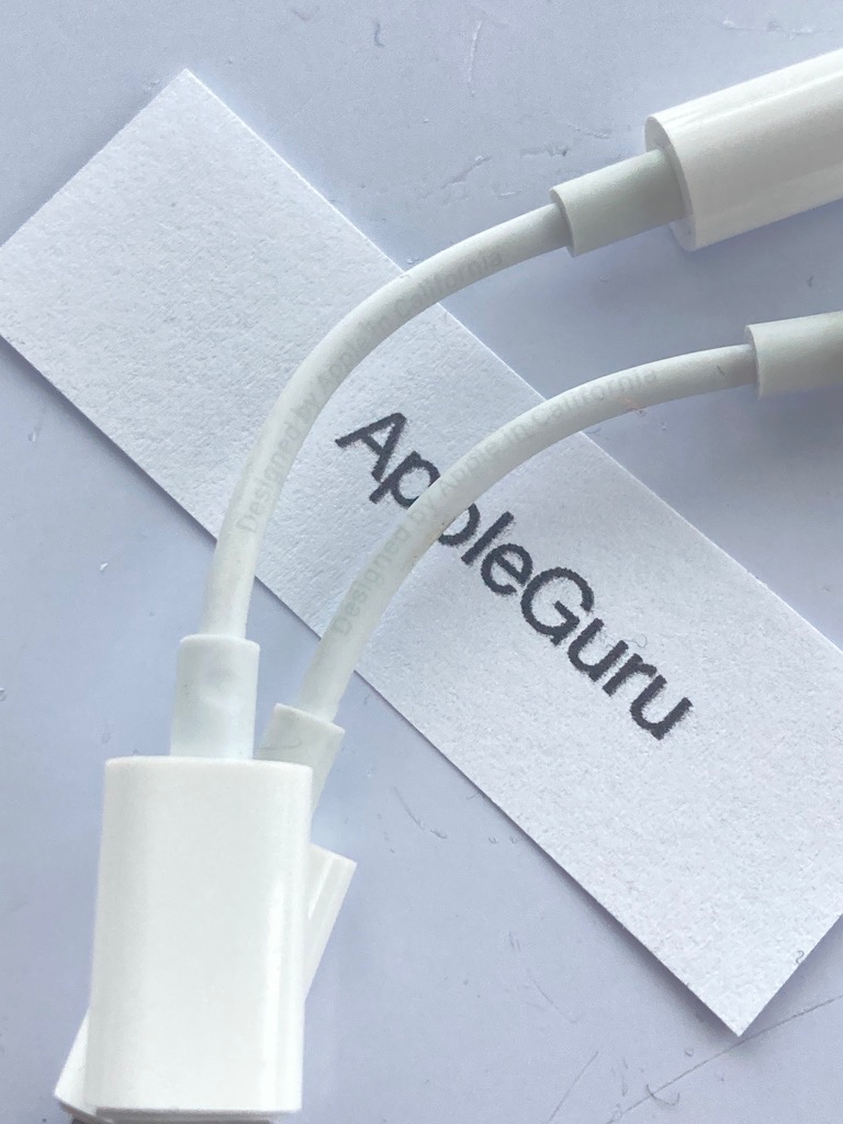  Originál Apple Lightning to 3.5 mm Headphone Jack Adapter - 4