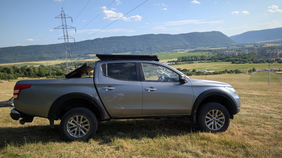 Mitsubishi L 200 s doplnkami - 4