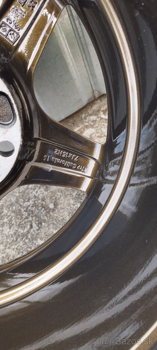 Predám 5x114.3 r 15 nové, disk 5x114,3 - 4