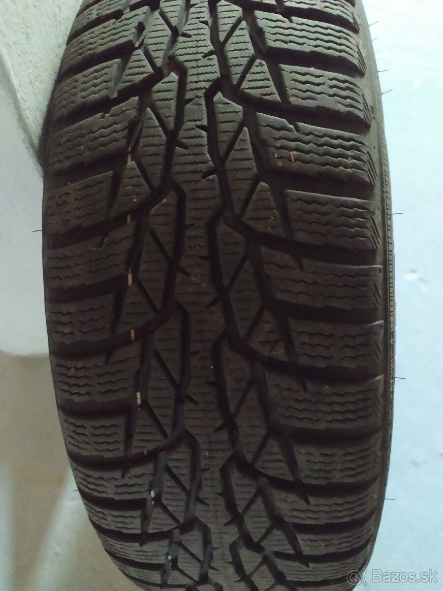 Predám obuté pneumatiky - 4