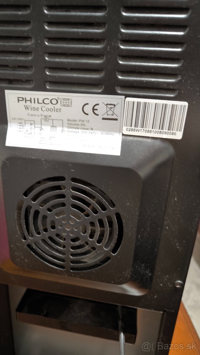 Chladiaca vitrína PHILCO PW12 - 4