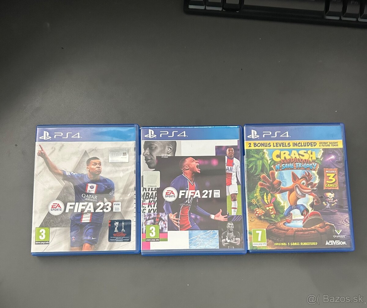 Playstation4 Slim s dvoma ovládačmi - 4