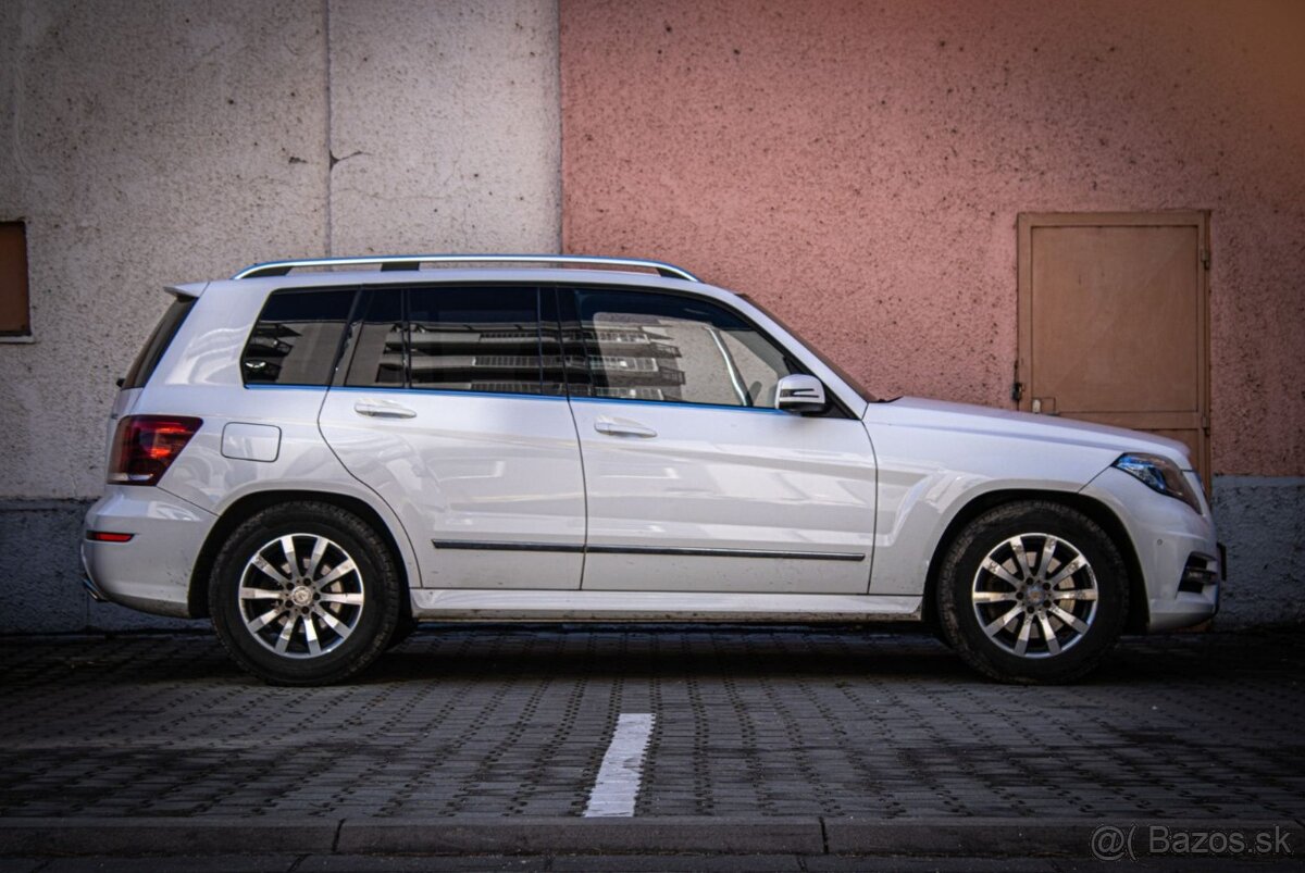 Mercedes-Benz GLK 220 CDI BlueEFFICIENCY 4MATIC A/T - 4