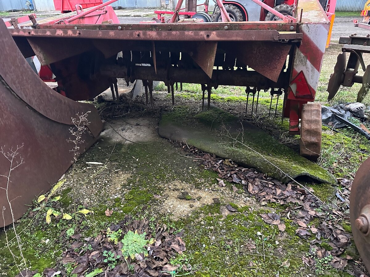 Drtič slámy RS160 - 4