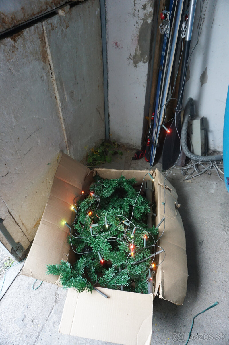 Predám retro vianočný stromček so žiarovkami - 4