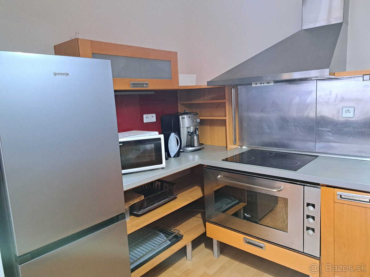 PRÍJEMNÝ TICHÝ 2-IZB.BYT V NOVOSTAVBE NA TOMAŠIKOVEJ UL., ZA - 4