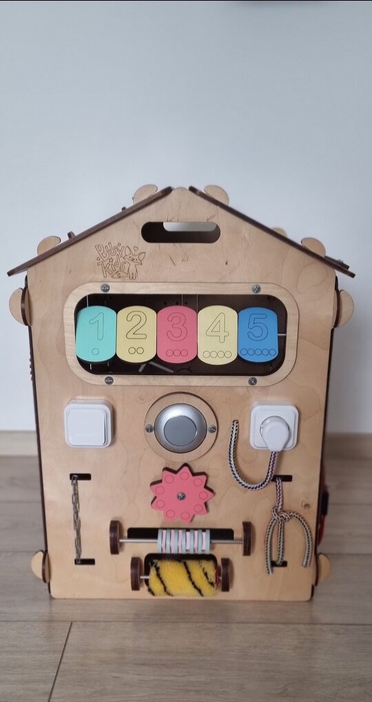 Montessori domcek - 4