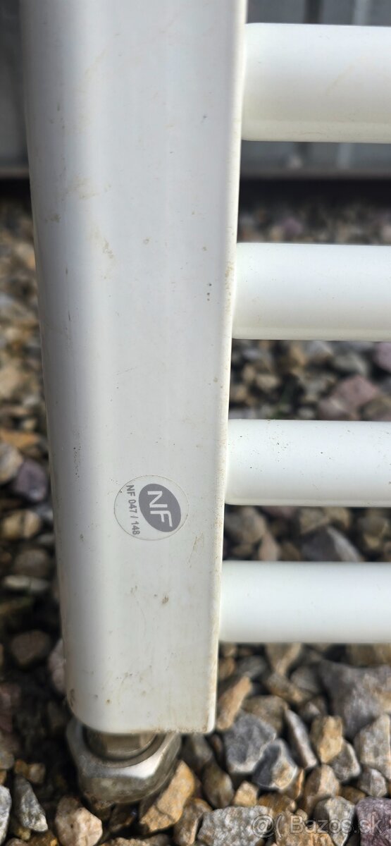 Rebríkový kúpeľňový radiátor - 4