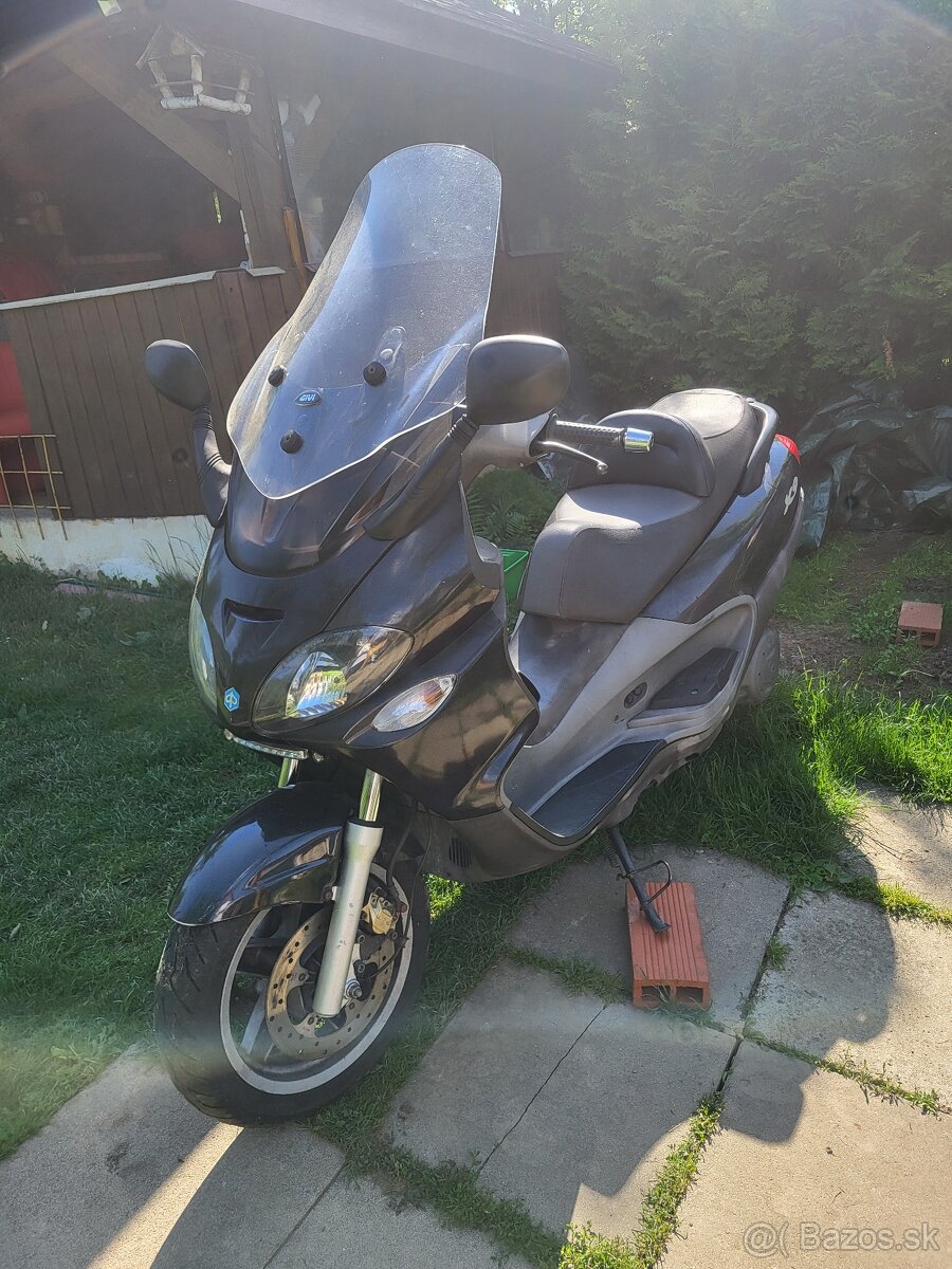 Piaggio 500 - 4