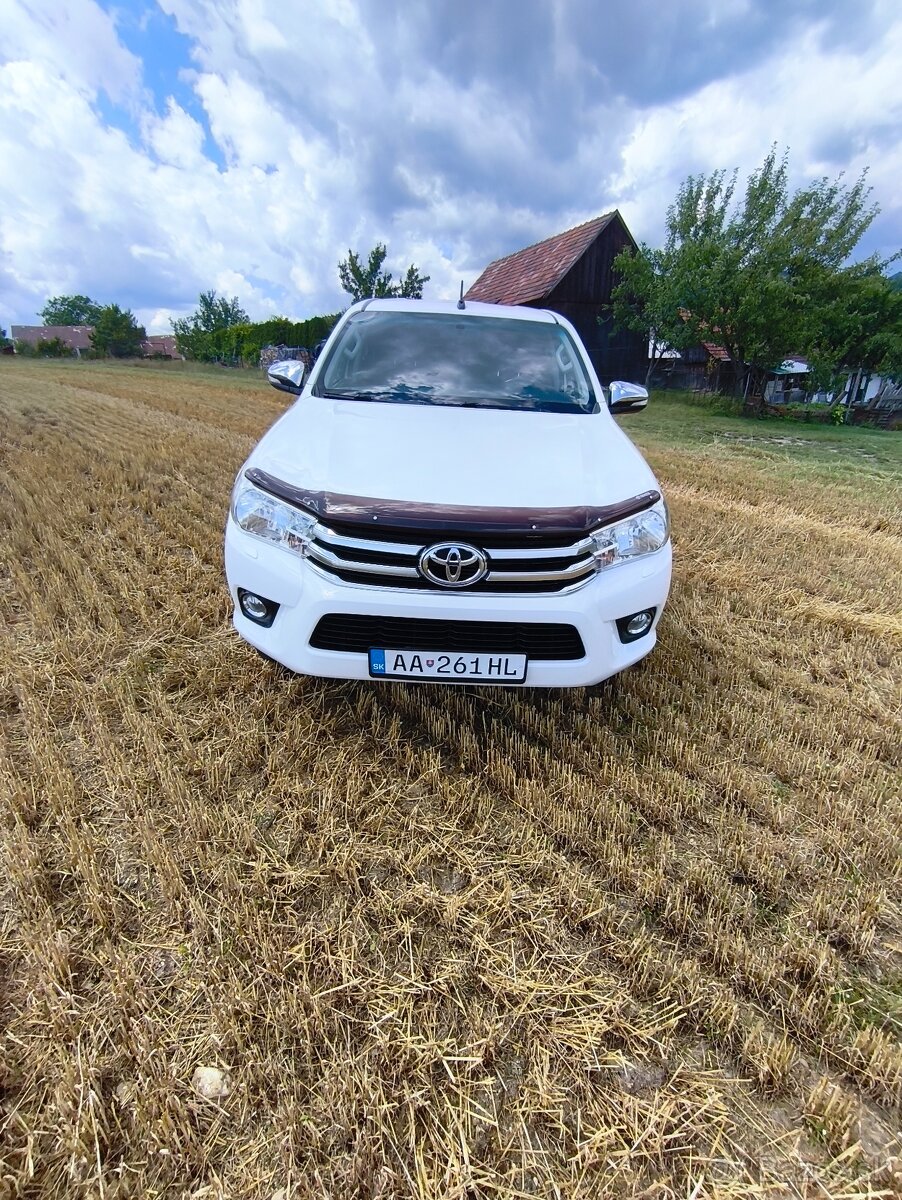 Predám Toyota Hilux - 4