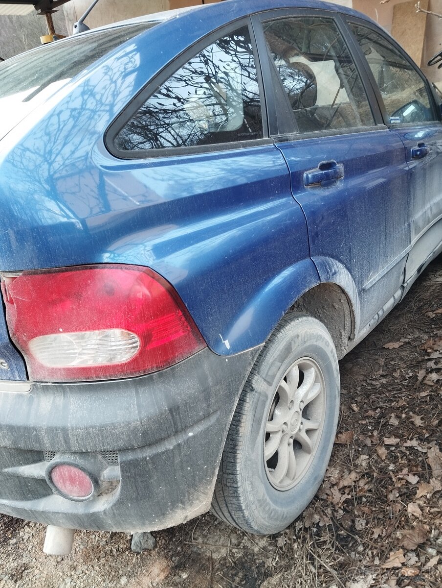 SSANGYONG ACTYON - 4