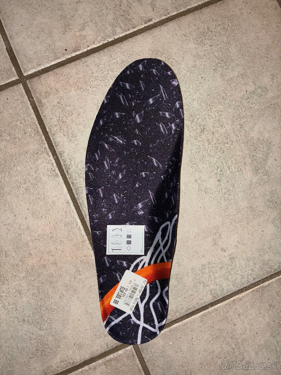 Nike Air Jordan 1 High - 4