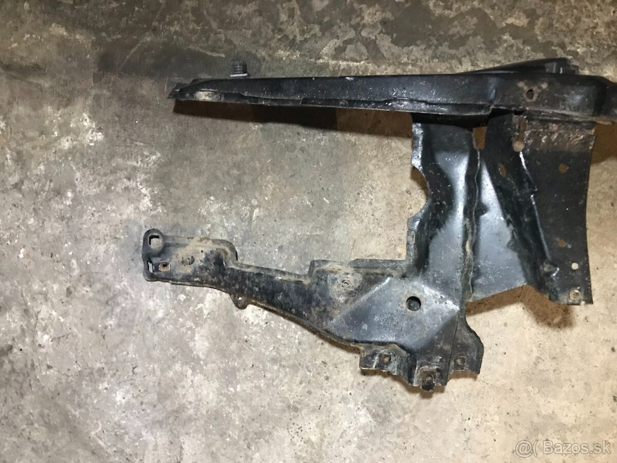 BMW X5 E53 predne celo predna vystuha - 4