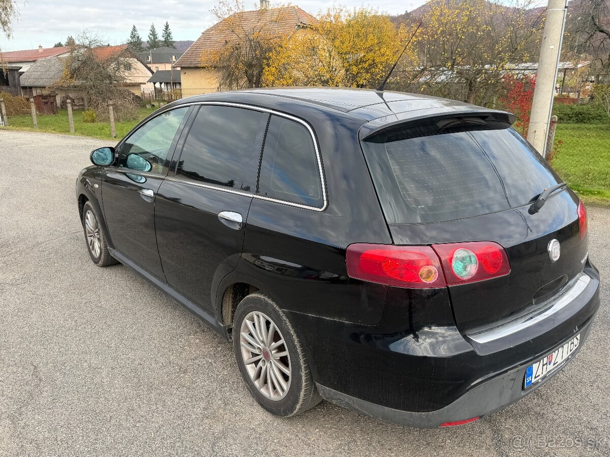 Fiat Croma 1.9JTD 88kW - 4