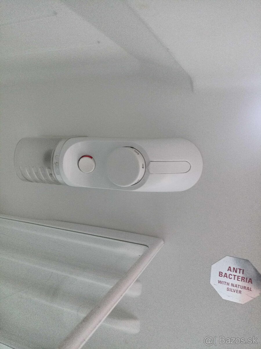 CHladnička z mrazničkou-BOSCH - 4