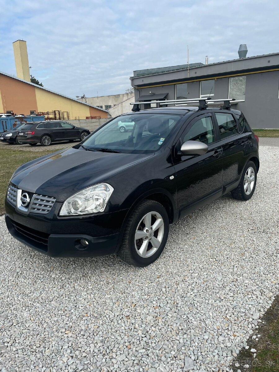 Nissan Qashqai 2,0l automat - 4
