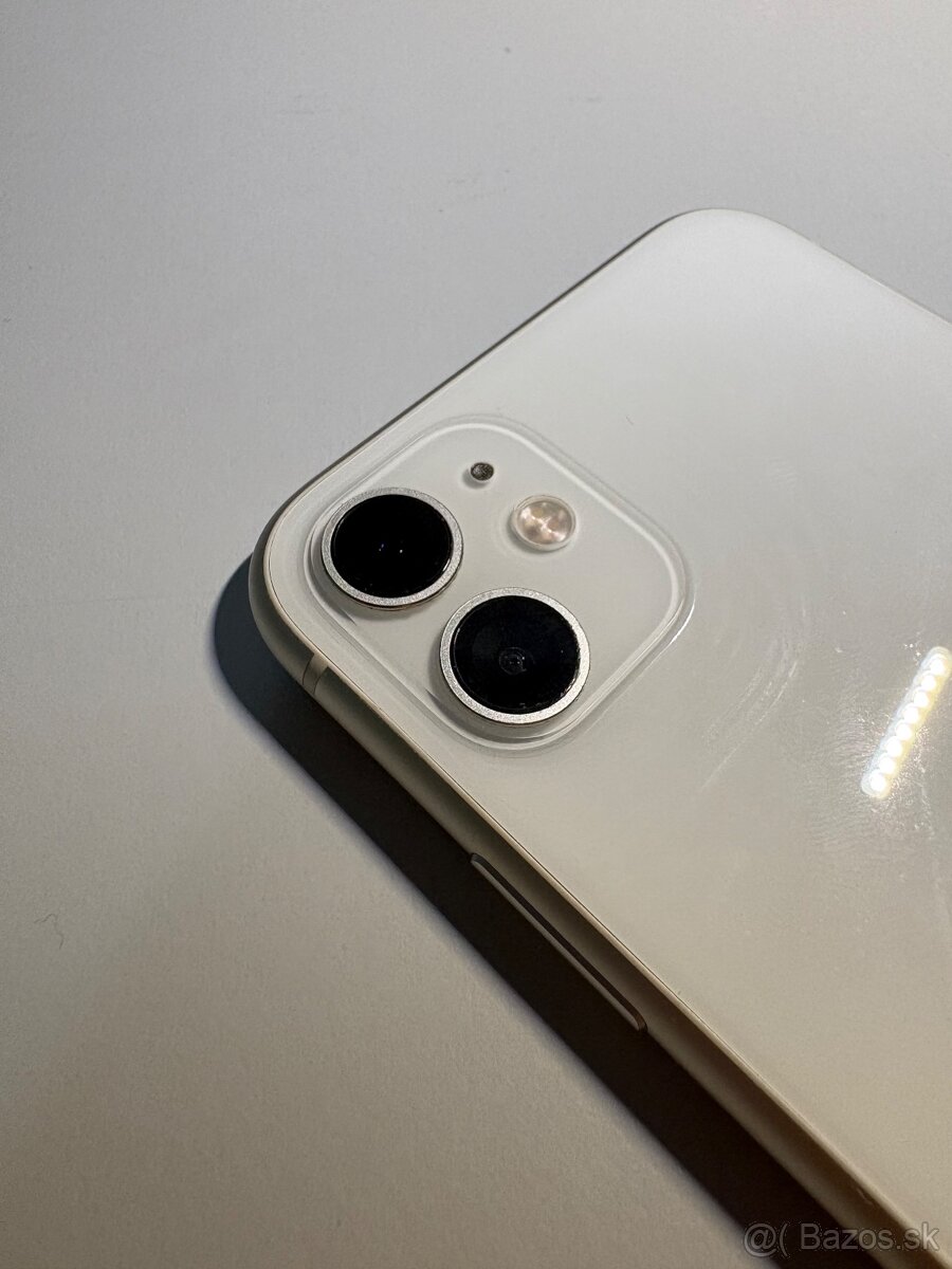 iPhone 11 biely, 128GB - 4