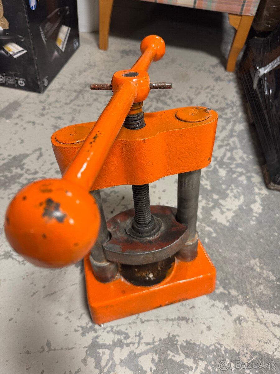 Predam ručný lis - 4