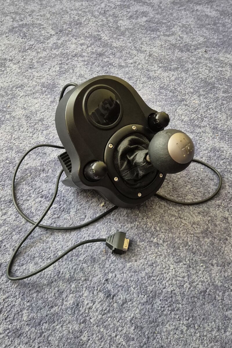 Logitech g920 + riadiaca páka - 4