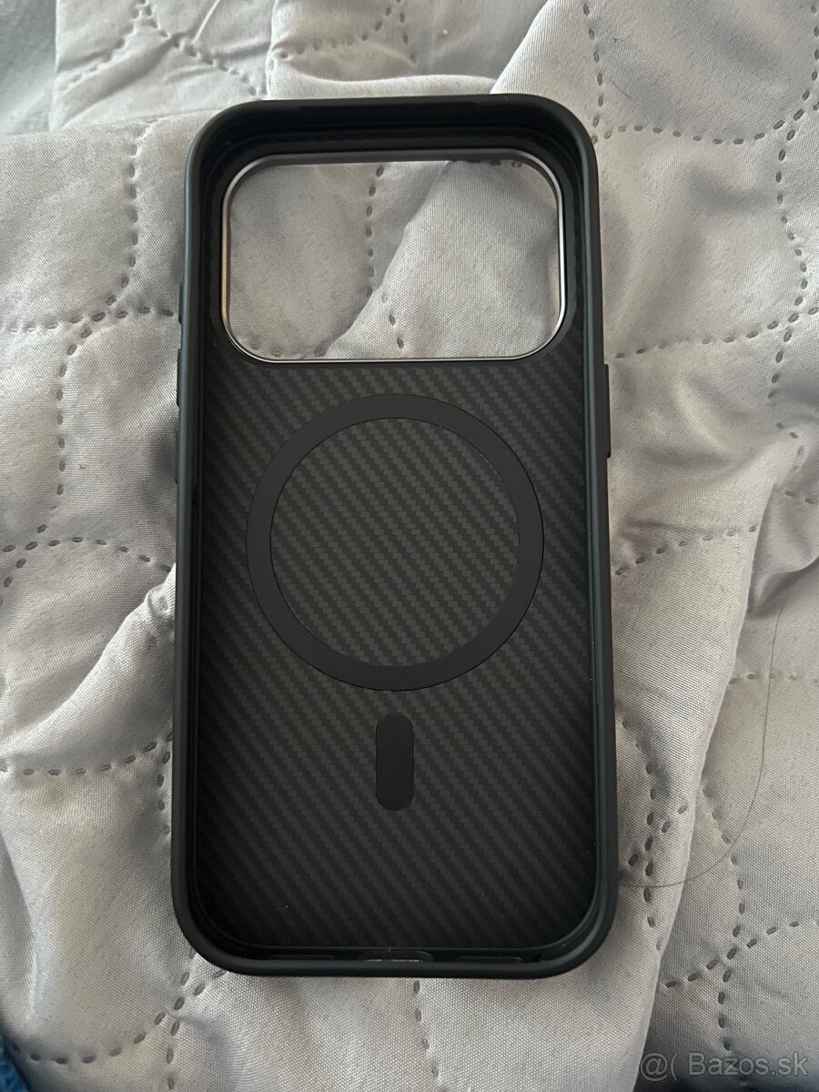 Kryt Iphone 17Pro - 4