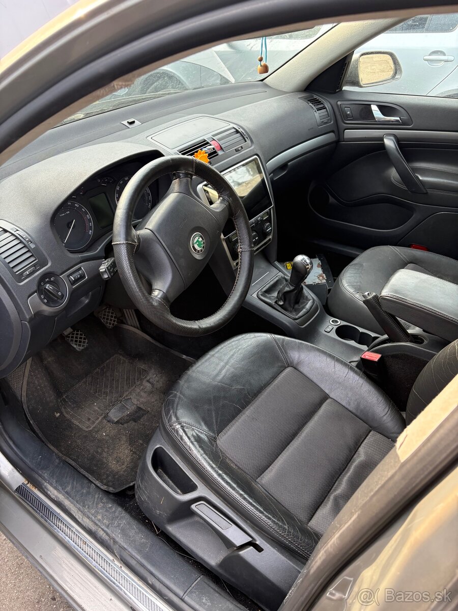 Rozpredam Octaviu 2 2.0TDi - 4