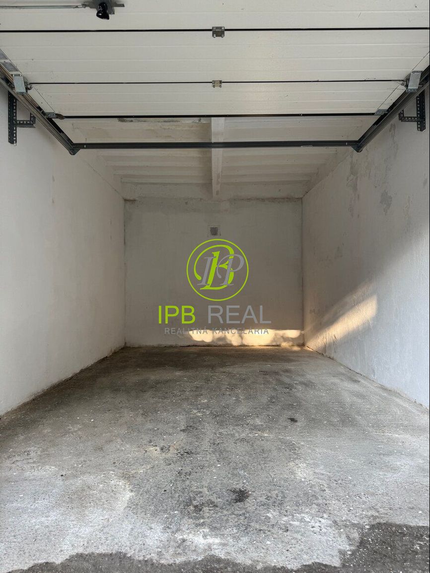 Samostatná garáž na Koceľovej ul. v Ružinove - 4