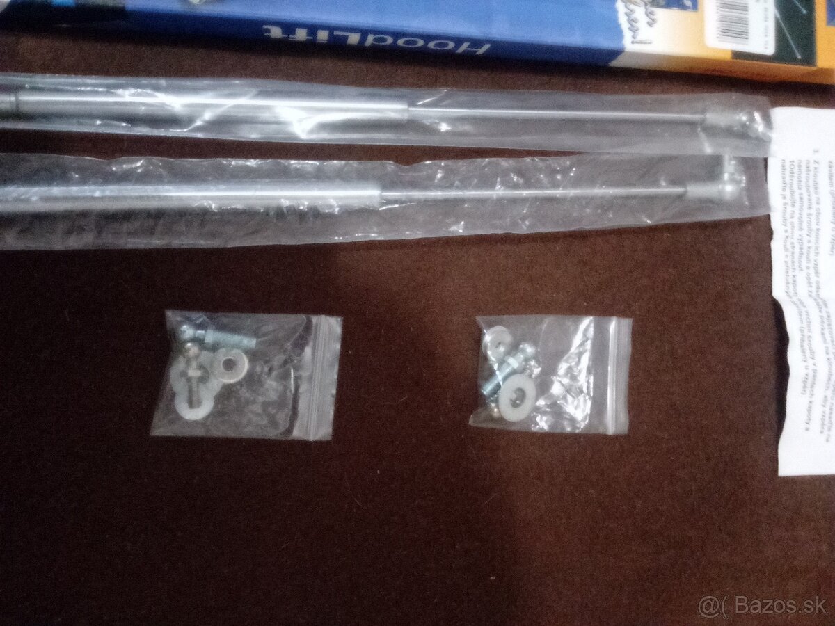 Vzpery prednej kapoty - 4