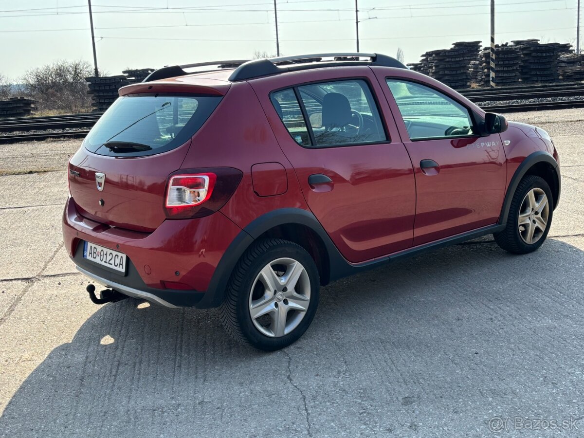 Dacia Sandero Stepway 0.9Tce - 4
