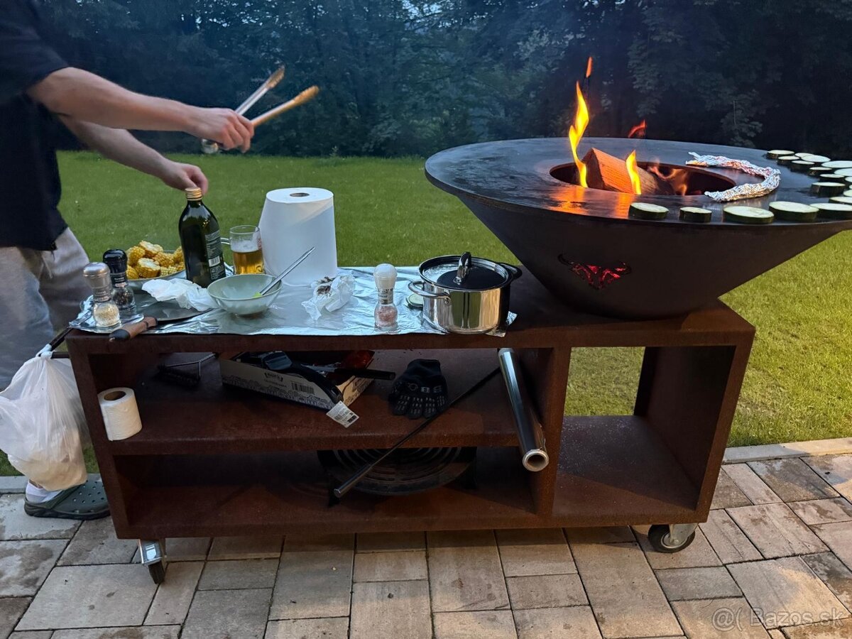 Záhradný gril s oceľovou platňou - 4