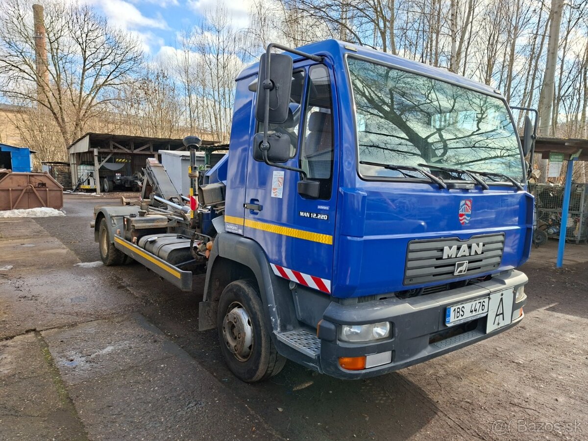 MAN LE 12.220 + HR - 4