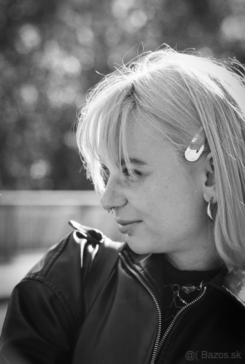 Nikkor AF-D 85mm f1.8 - 4