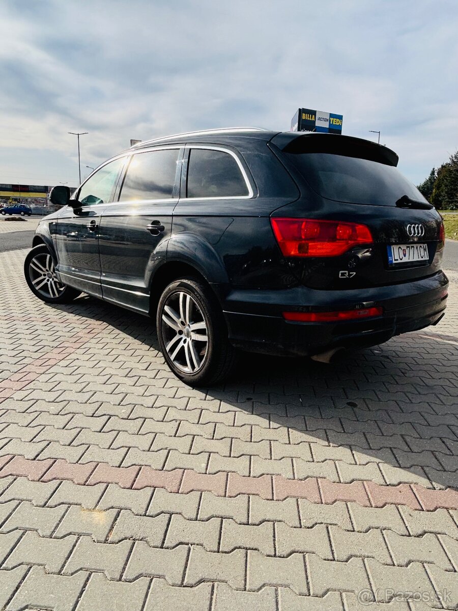 Audi Q7 - 4