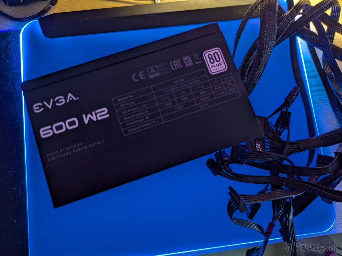 EVGA 600 W2 – 600W napájací zdroj (PSU) - 4