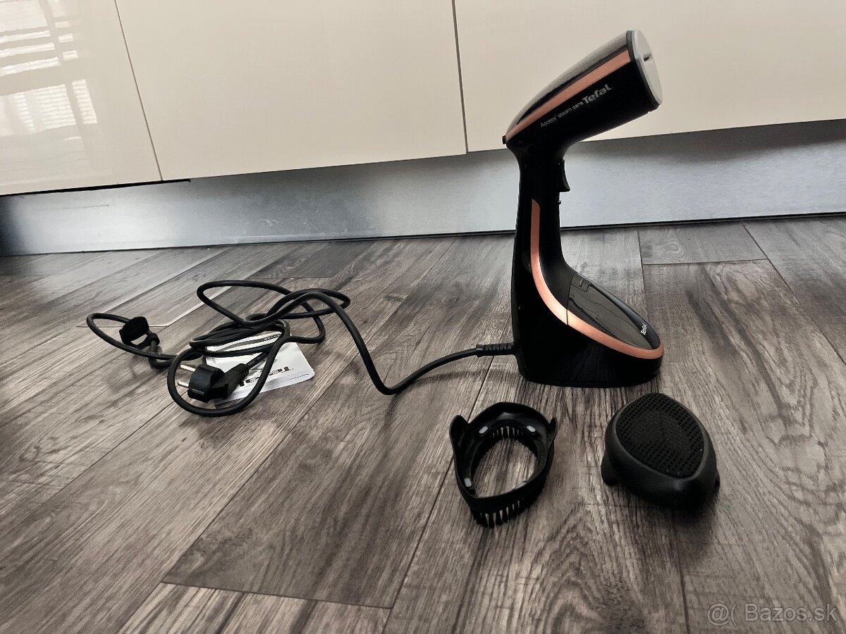 Ručná naparovacia žehlička odevov - 4