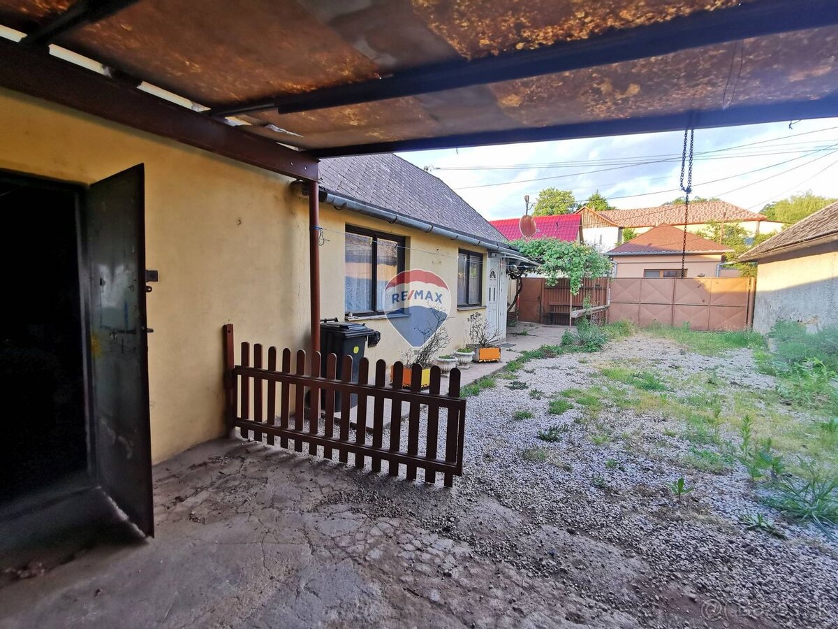 REZERVOVANÉ rodinný dom 2+1 izb, 367m2 pozemok, garáž, Molda - 4