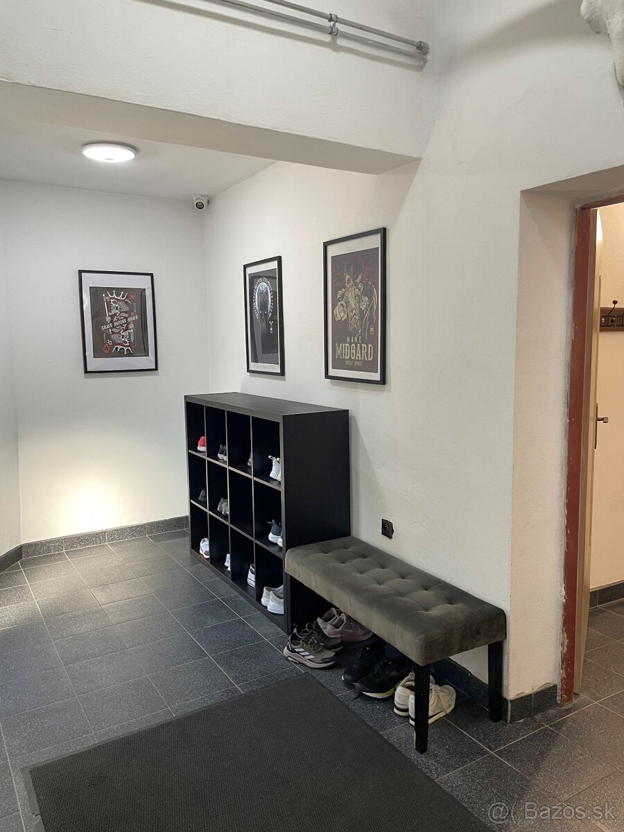 Polyfunkčný objekt - 4