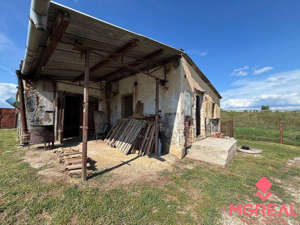 Hala na podnikanie "Hrad" Krušovce - 4