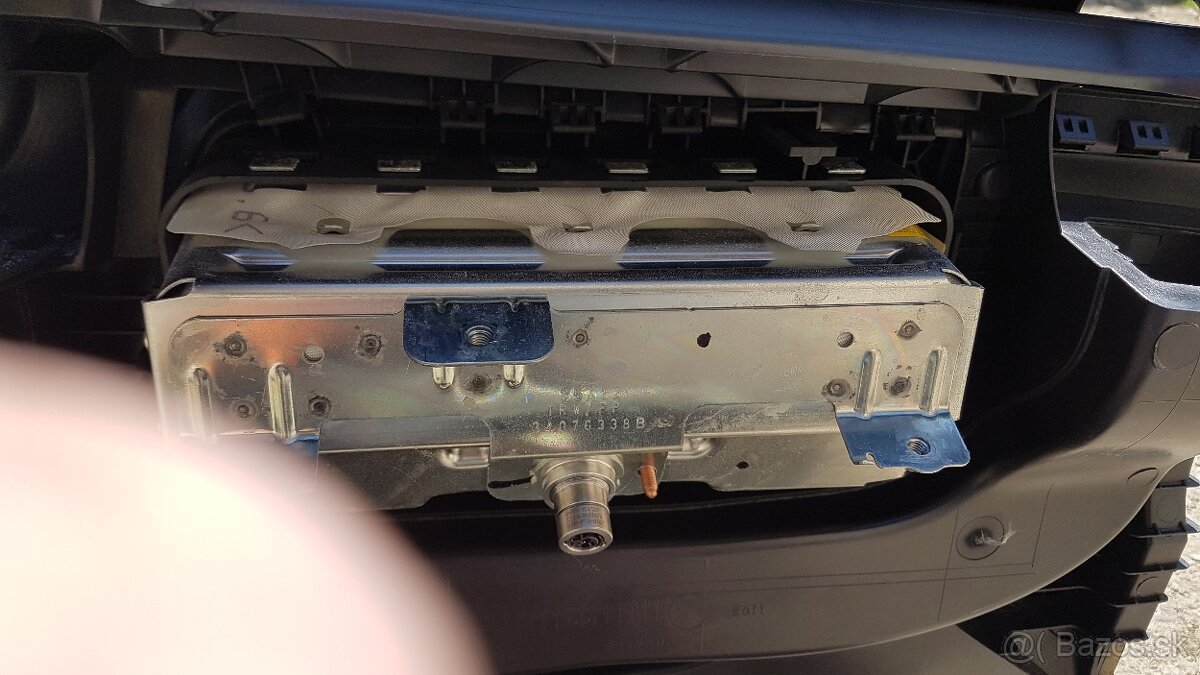 Airbagova sada na Volkswagen Polo 2012 - 4