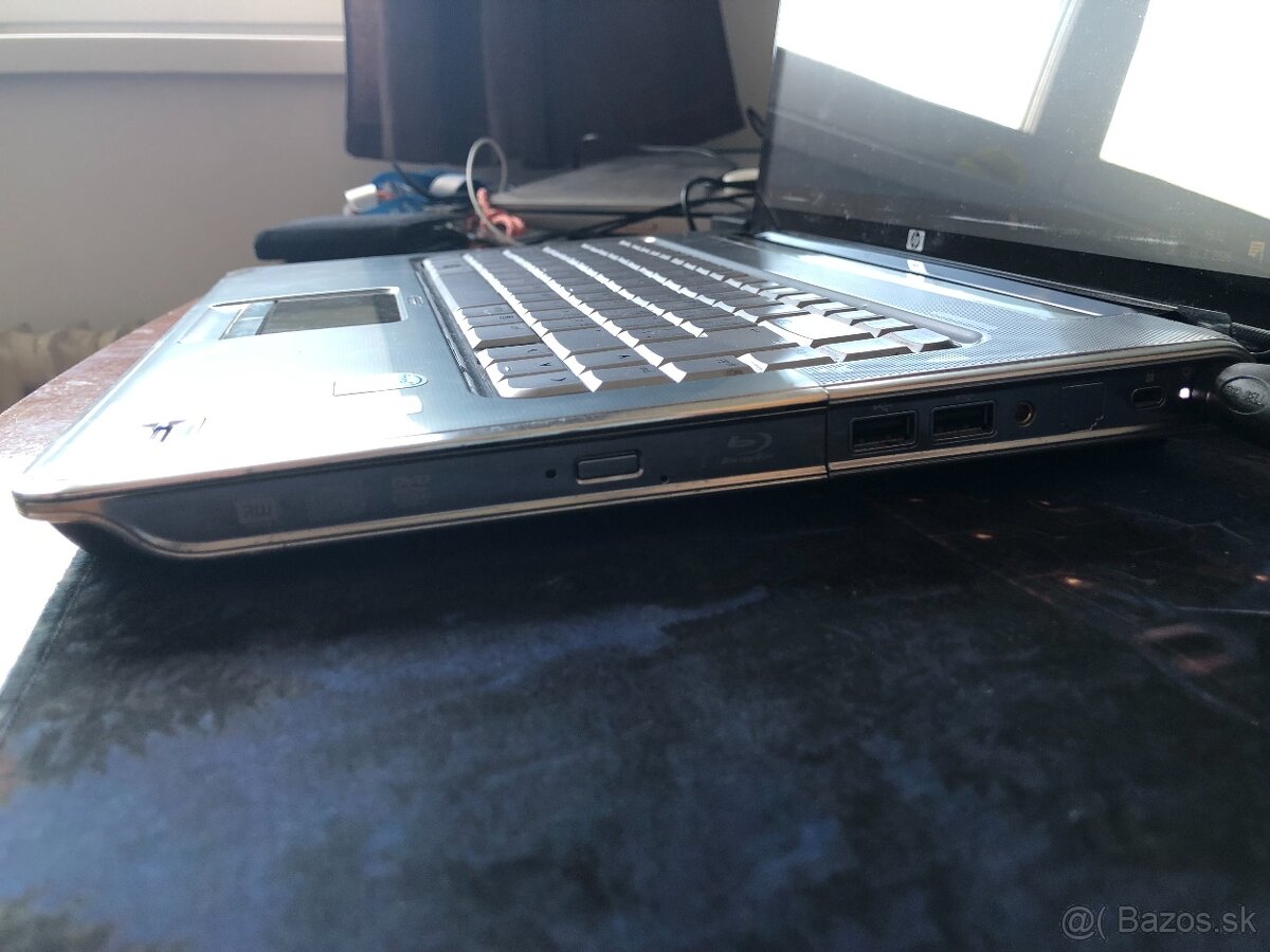 HP Pavilion dv5-1070ec - 4
