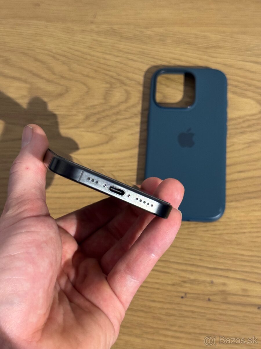 iPhone 16 Pro 128GB – čierny – TOP stav - 4