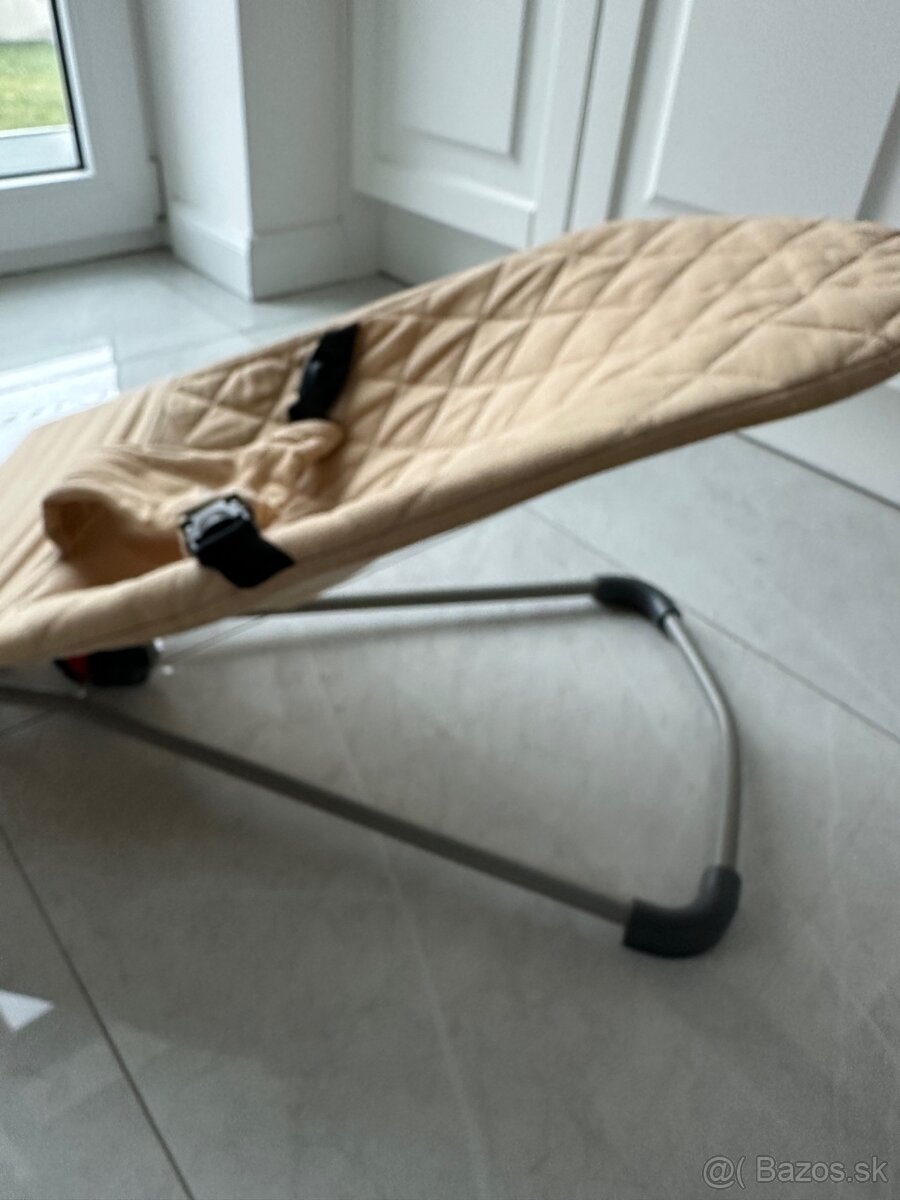 Hojdatko elis design plus hračka na vajíčko - 4